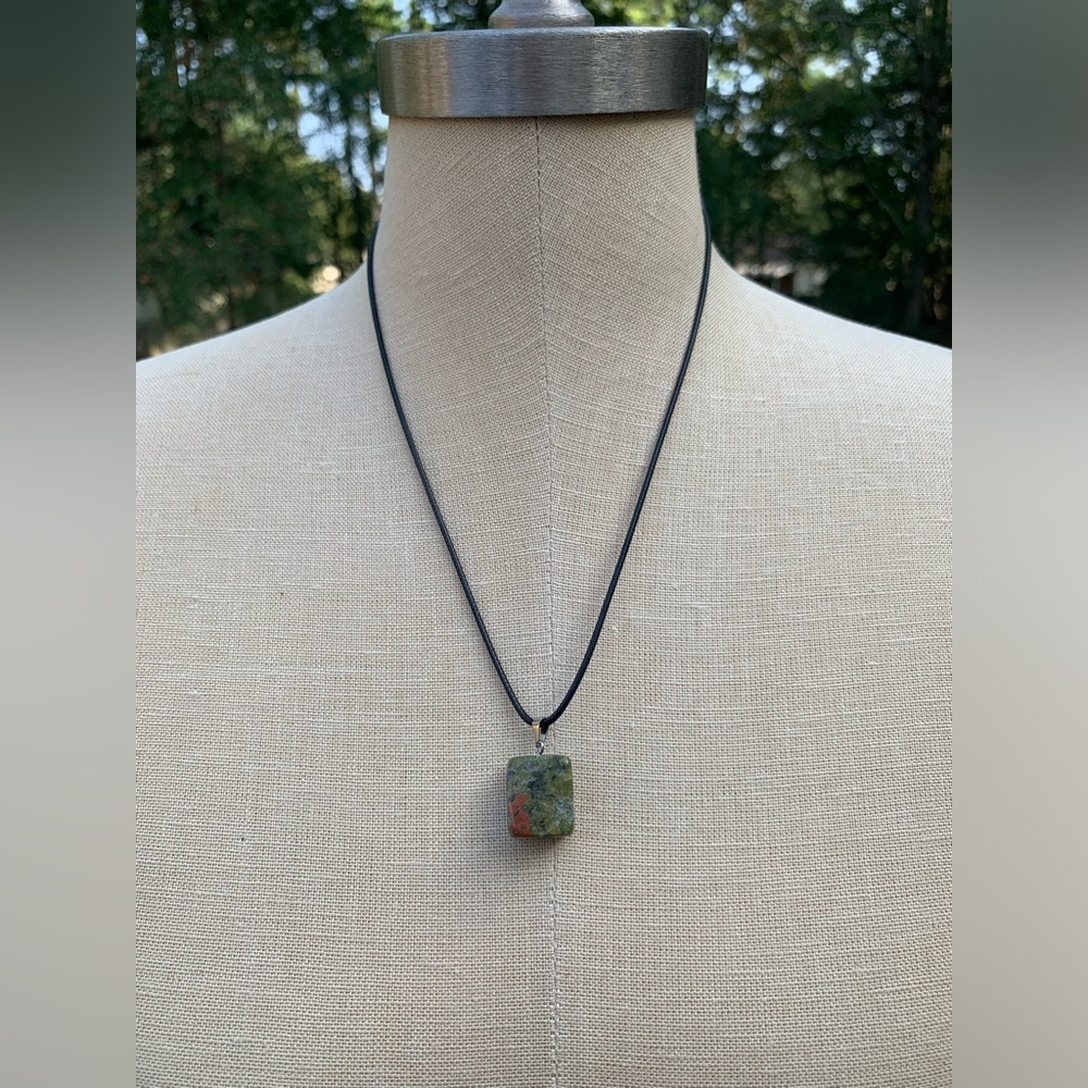 Handmade Genuine Stone Chunk Amulet Necklace - Picture 8 of 13